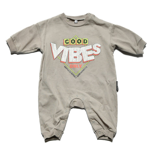 【70/80】VIBES ロゴロンパース 1524720