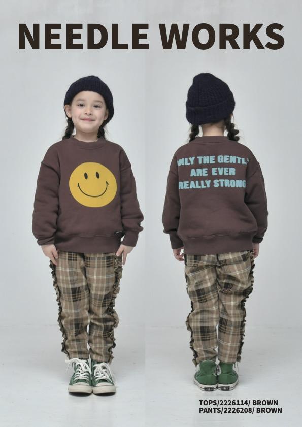 大人サイズ9~13号【NEEDLEWORKS】裏毛SMILEトレーナー2226114w