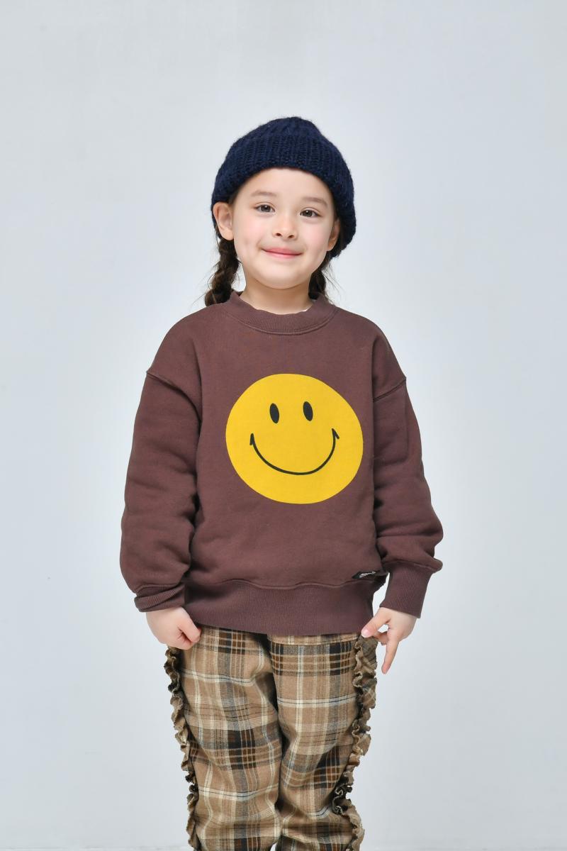 大人サイズ9~13号【NEEDLEWORKS】裏毛SMILEトレーナー2226114w