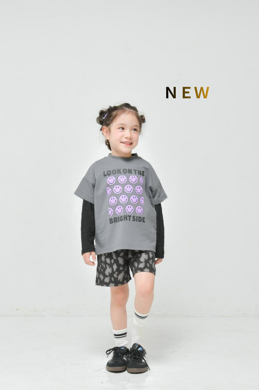 ☆ひんやり接触冷感天竺素材の子供服☆80~150【NEWO】可愛いボックススマイルTシャツ3126401